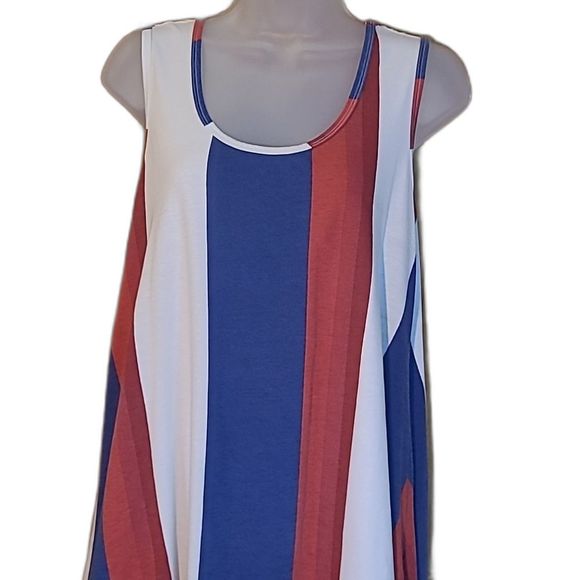 LuLaRoe Flowy Tank Top Asymmetrical Swing Sleeveless Trapeze Oversized Blouse - Picture 2 of 16